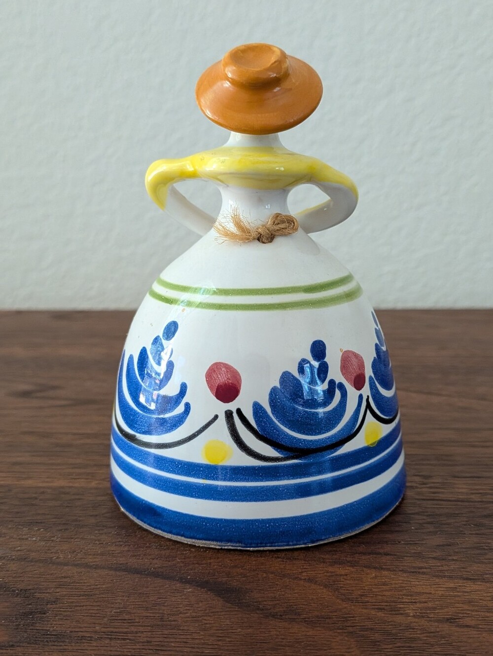 Vintage Ceramic Hand Painted Pottery Bell Lady w/ Hat Spanish Folk Art - Picture 3 of 11